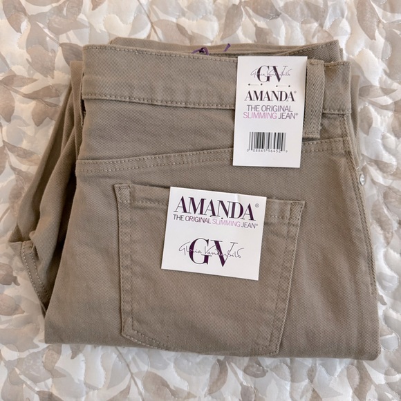 Amanda Jeans by Gloria Vanderbilt - Color/Hazelnut - Sz 12 Short - Picture 1 of 5